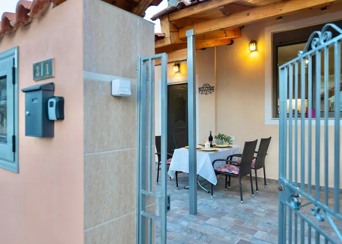 Katerinas House Faraí